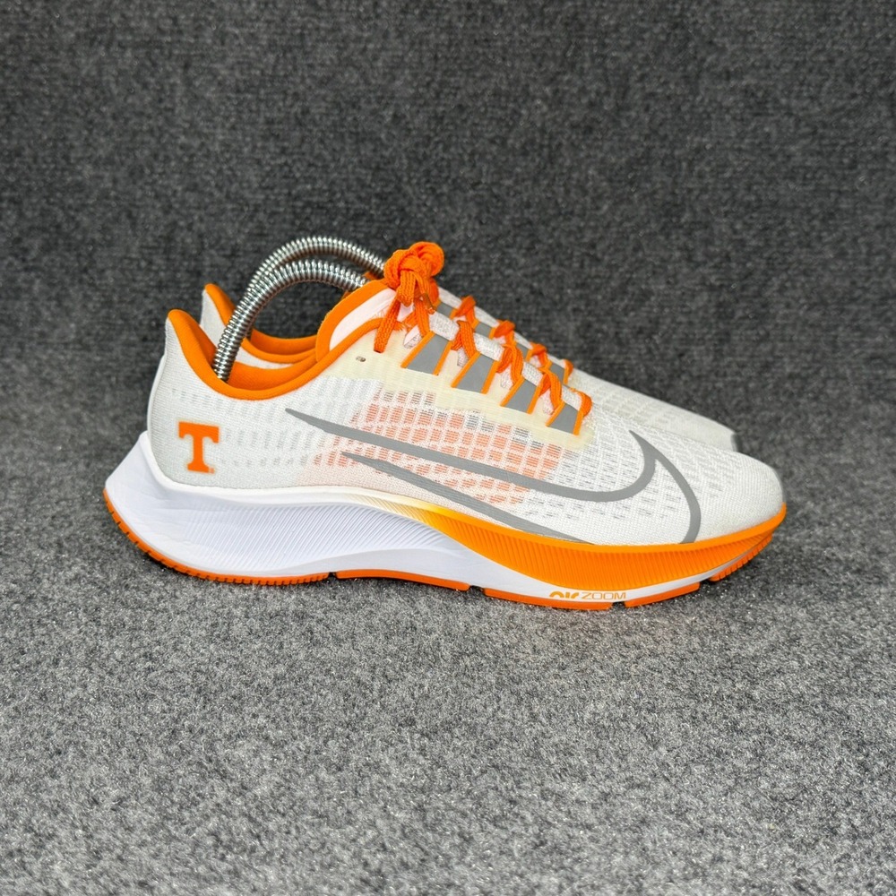 Nike‎ Air Zoom Pegasus 37 Tennessee Running Shoes Men's 7 White Orange Athletic